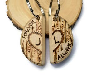 couples keychains, couples gift set, keychain set, custom keychain set, couples keychain, wooden keychains, set of keychains, your my person