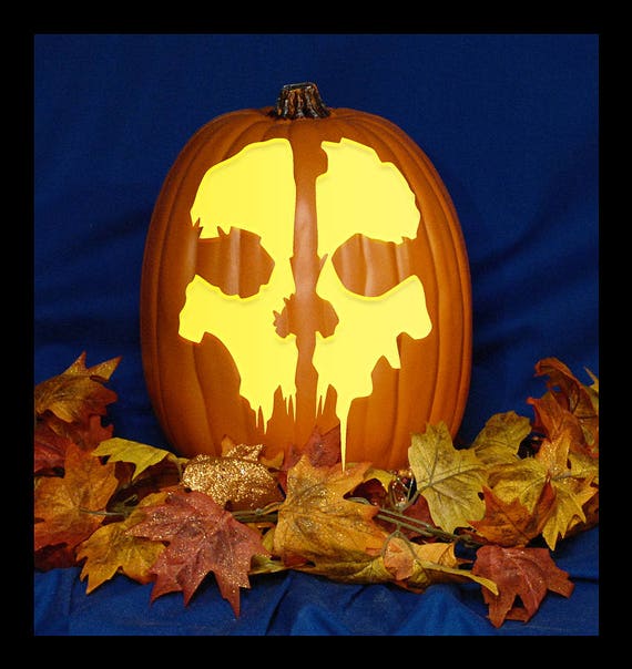 call-of-duty-ghost-skull-hand-carved-on-a-foam-pumpkin