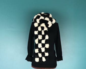 Vintage Fur Stole. Fur Wrap. Vintage Rabbit Fur. Retro Fur. Fur Wrap Scarf. Fur Shawl. Fur Scarf. Rabbit Fur Stole. Black White Fur
