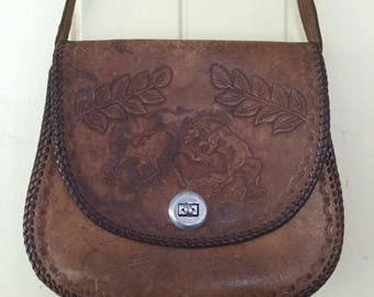 Vintage tan leather handbag