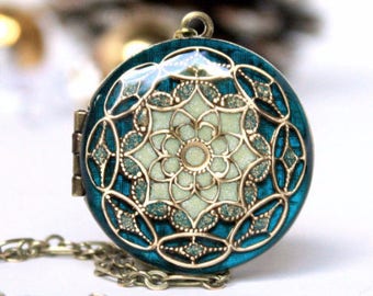 Blue/ Locket/ Necklace/ Gift/ For/ Her/ Graduation Gift/ Women's Jewelry/ Gift/ For/ Girlfriend/ Handmade Gift/ Romantic/ Gifts/ Weddings/