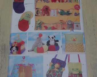 UNCUT Butterick 5507 Bean Bag Animal Pals Accessories PATTERN for YOUR Bean Bag Toys 1998