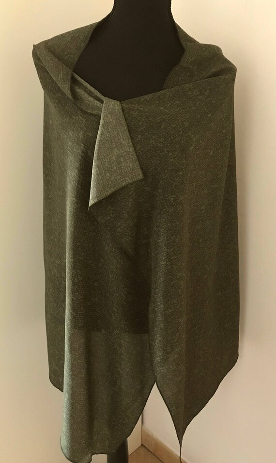 Long fancy green silk scarf