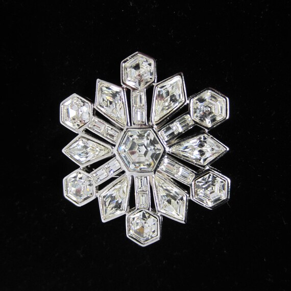 Swarovski genuine Swan signed Atomic STAR BURST crystal pin ~beautiful, vintage costume jewelry
