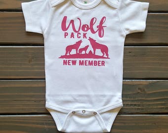 Baby girl clothes, wolf baby bodysuit, infant bodysuit, printed baby t-shirt, new baby gift, coming home outfit, trendy baby clothes