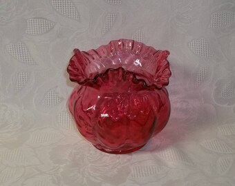 Vintage Fenton Handmade Ruby Overlay Vase with Diamond Optics #192 With a Double Crimp Square Top