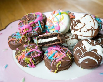 Chocolate Covered Oreo's- Paint Splatter- One Dozen