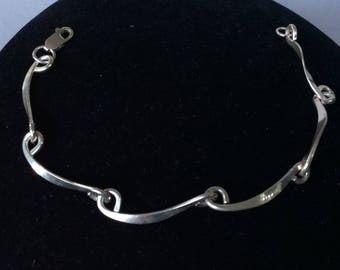 Sterling Silver Wavy Link Bracelet
