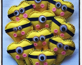 Minion inspired tooth fairy pillow, yellow tooth fairy box, despicable tooth fairy pillow with initial on back pocket