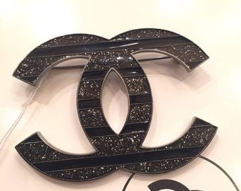Chanel brooch enamel black and gray