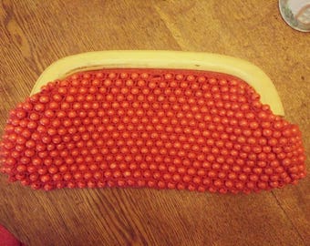 Resplendent Retro Red wooden beaded clutch purse in perfect condition. Totally unique and totally rad!