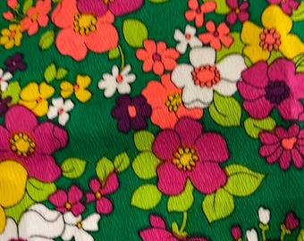 Vintage 1960s /70s flower power original cotton blend