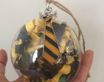 Harry Potter inspired hufflepuff hogwarts school house black and yellow tie chtistmas tree glass bauble tree decoration