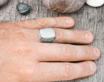 Mens ring for men silver ring Signet ring Men vintage ring Vintage men ring Ornate ring for him Men silver ring Sterling silver ring for man