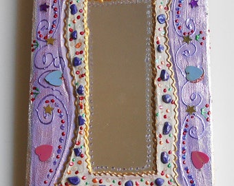 mirror in cheerful 20 X 32 cm - purple paint, for wall decoration