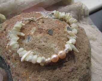 Freshwater pearls and shell bits bracelet