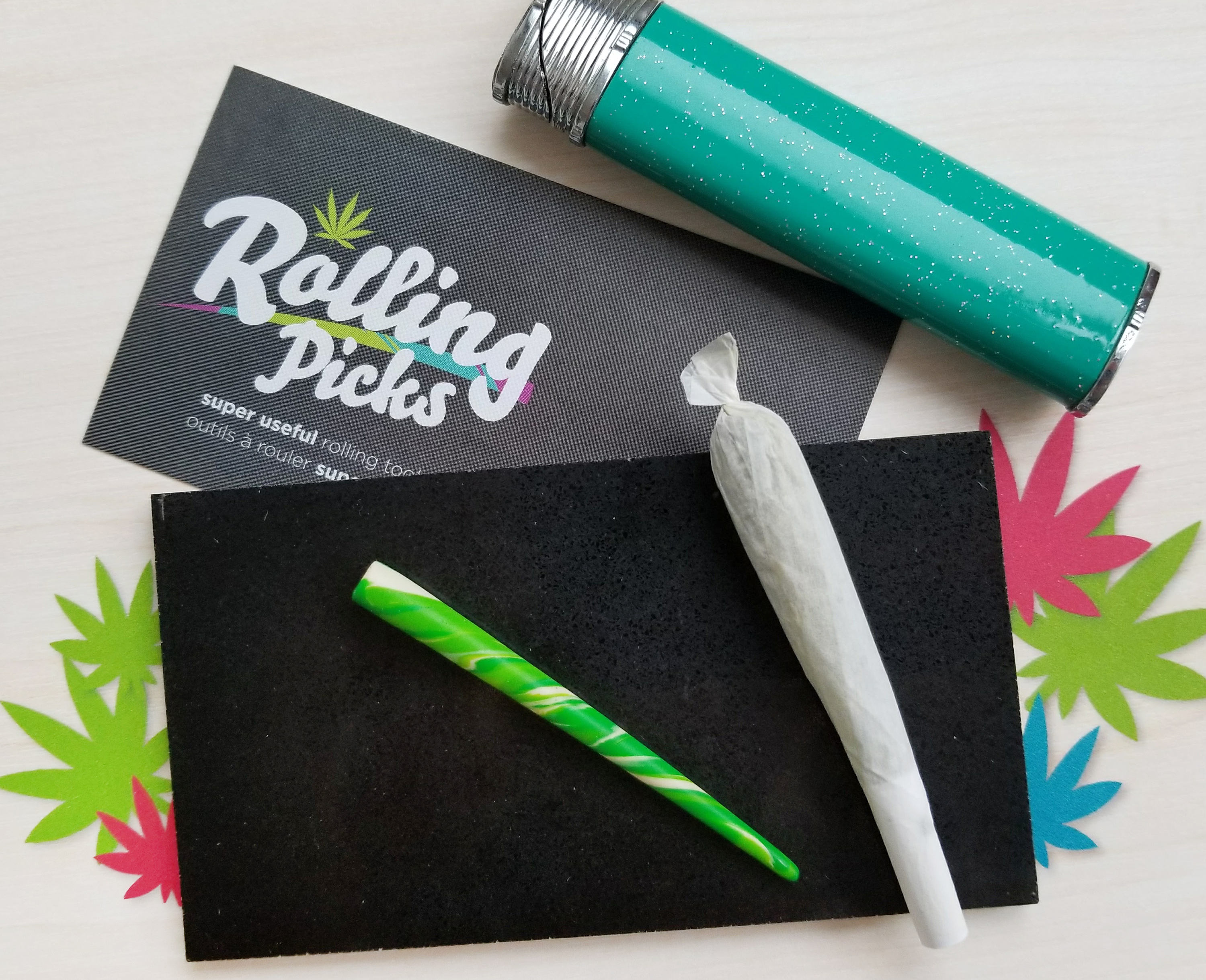 Rolling Picks Green Joint Rolling Tool Marijuana