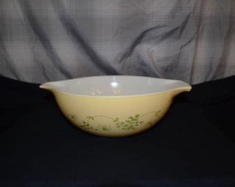 Pyrex Cinderella Bowl Shenandoah Pattern