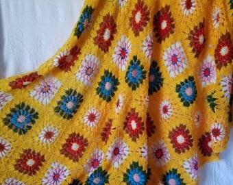 Vintage Handmade Crocheted Afghan Blanket Throw