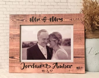 Mr & Mrs Personalized Frame Wedding Frame Personalized Wedding Gift Personalized Wedding Frame Newlywed Gift Newlywed Frame