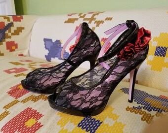 Lace Black with Red Roses Heels - Size 10