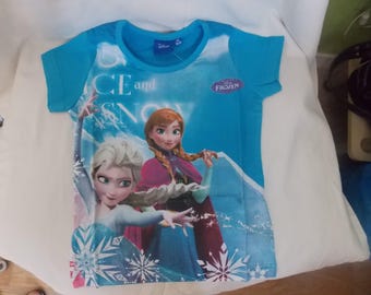 the shirt for the Queen of snow in sky blue