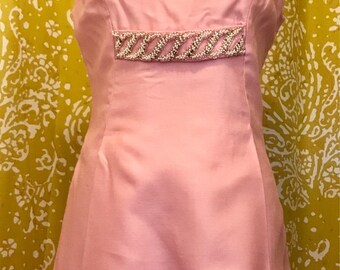 Perfect pink 60s party dress