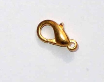 1 small lobster clasp in gold tone 12mm ACF10