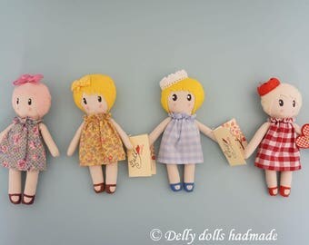 Delly Small - Bambole di Stoffa Poupée Doll Handmade Fabric Doll Textile Doll Cloth Doll Stoffpuppe Rag Puppen Muñecas Regalo Personalizzato