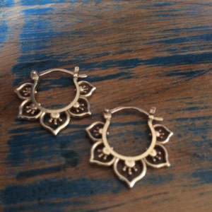 Buyer photo Victoria, who reviewed this item with the Etsy app for iPhone.