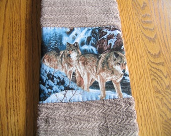 SALE PRICED - Appliqued Towels in a Wolves Pattern - Set of 2