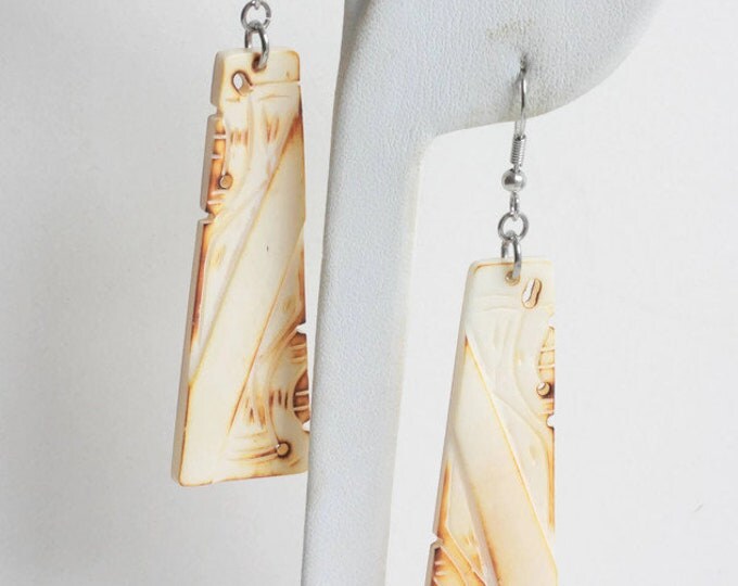 Tribal Design Dangle Earrings Carved Burn Out Design Simulated Bone Drop Pierced Earrings