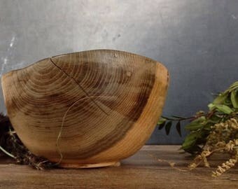 ON SALE Vintage wooden bowl