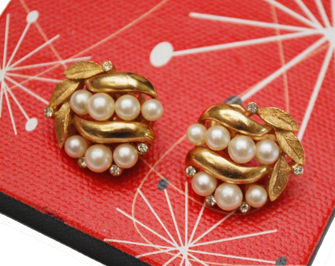 Crown Trifari Earrings - gold tone - White Pearl - rhinestone -Clip on earring