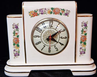 PORCELAIN MANTLE CLOCK Art Deco Look Battery Operated
