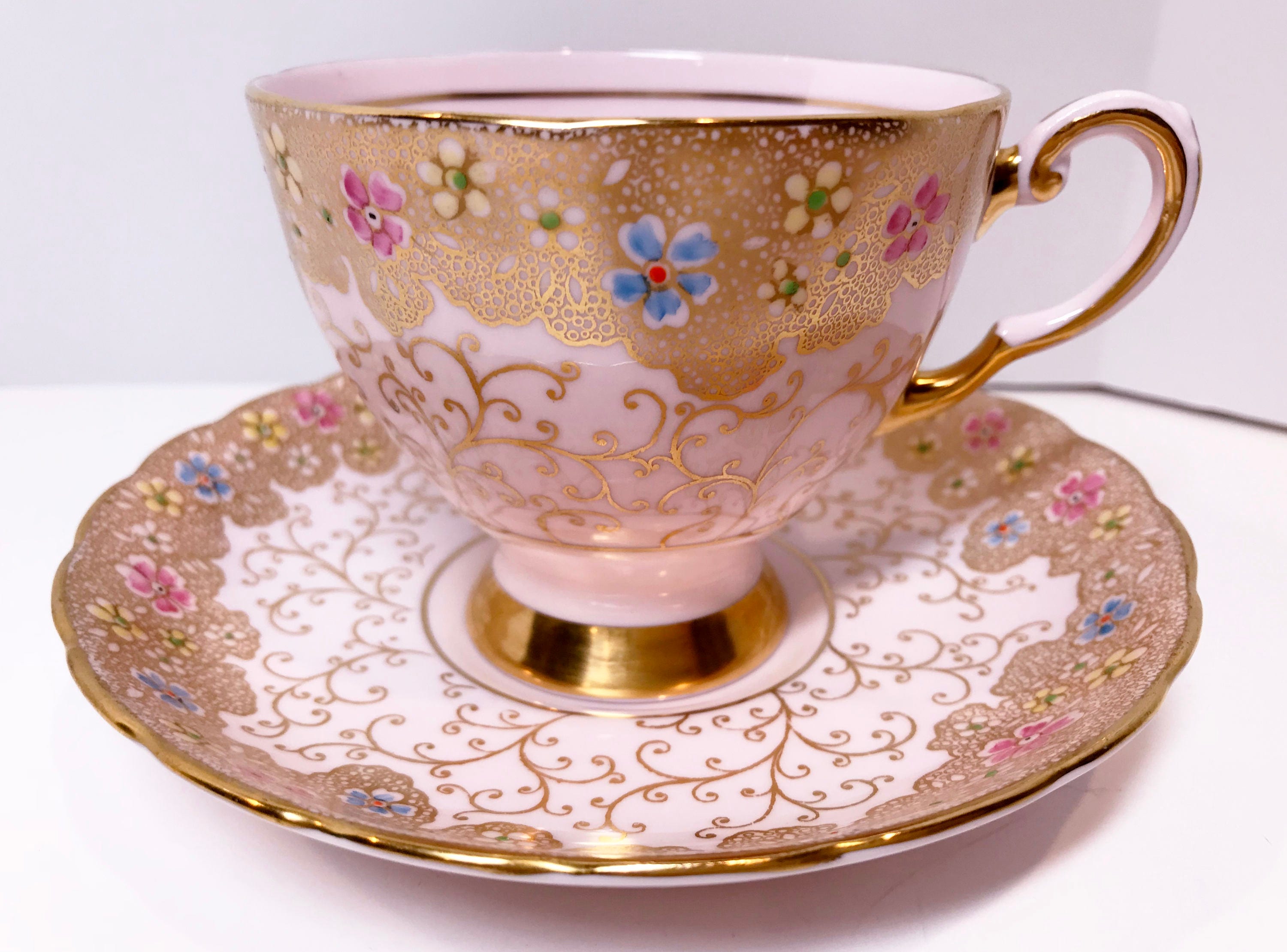 Tuscan Pink Tea Cup And Saucer Pink Gold Cups Antique Tea Cups 