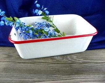 Vintage Enamelware Deep Dish Pan with Red Rim