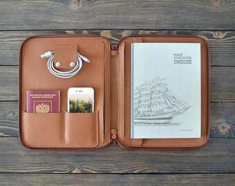 iPad Pro 10.5 inch Leather case. iPad case. Zipper leather folio. Handmade iPad case. Brown color. Free personalization.