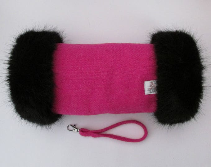 pink hand muff