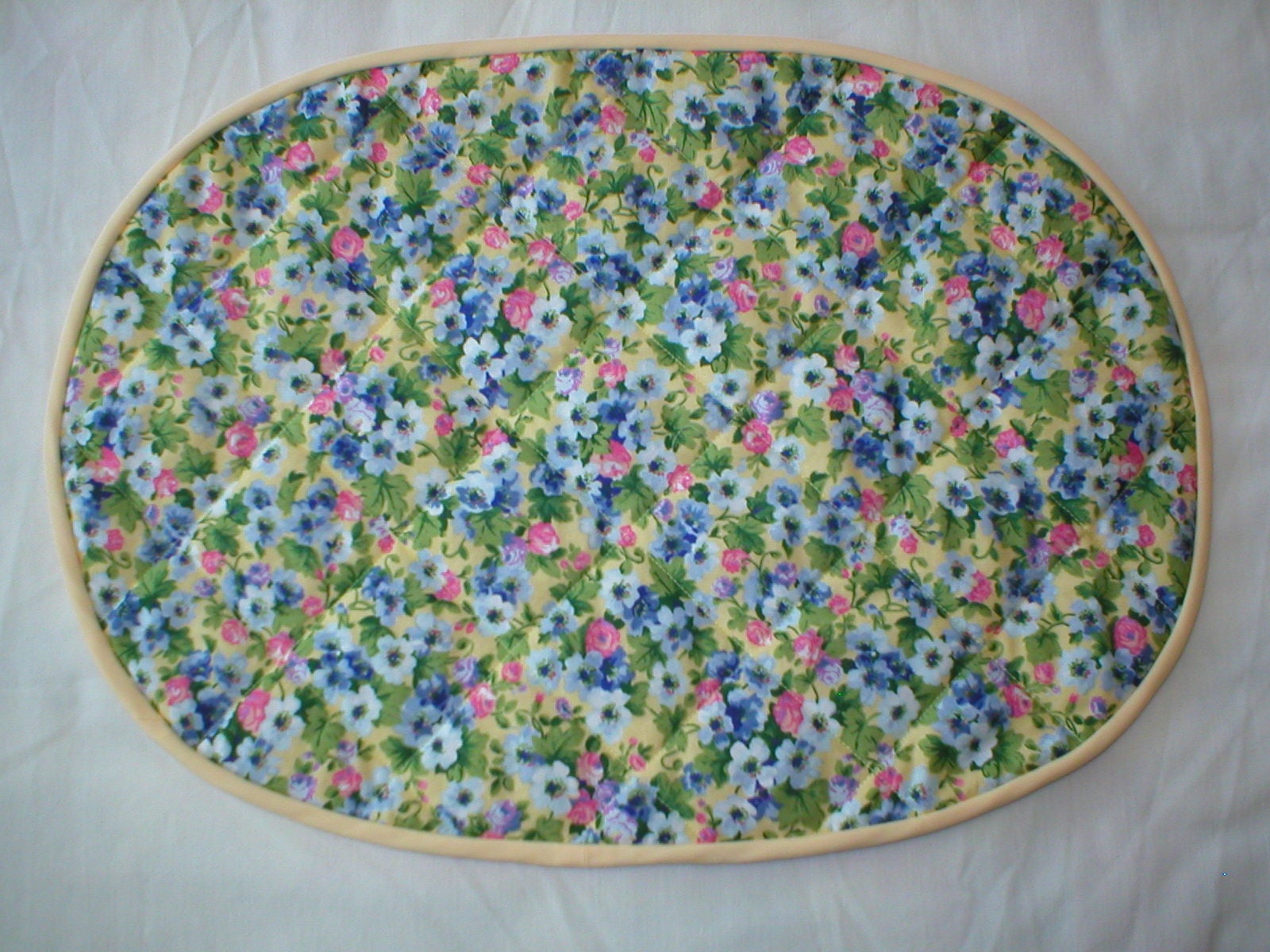 Set of 4 Quilted Cotton Oval Placemats Small Blue Pink and