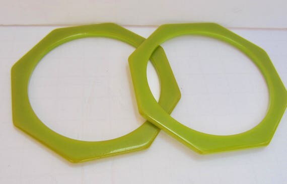 Set Oliver Green Bakelite tested OCTAGON bangle bracelets ~15 gms vintage costume jewelry