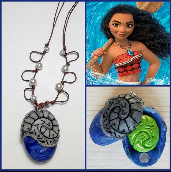 Moana Necklace Open/close with heart of te Fiti/V necklace