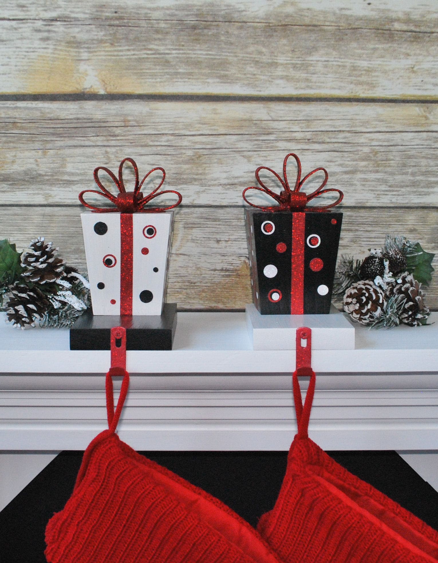 Roberts stocking fairy mark kings court holder box christmas Christmas Gift Box Stocking Hangers Christmas Stocking