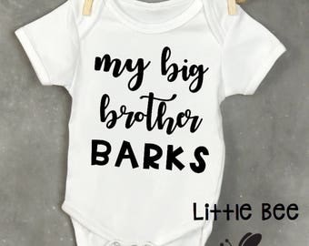 My big brother barks, Baby Onesie, New Baby, Dog sibling, Cat sibling, Dogs, Baby Shower Gift, New Baby, Onesie, Big brother has paws
