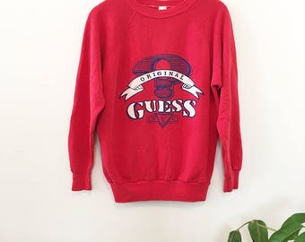 cream guess sweatshirt