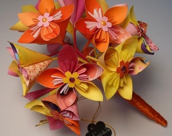 Origami paper flower bouquet