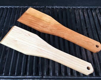 thumbnail image 2 of Clean Your Grill The Easy Way With The Sage Owl 5-in-1 Brass Grill Scraper – Rust-Resistant & Reusable! 2 of 6