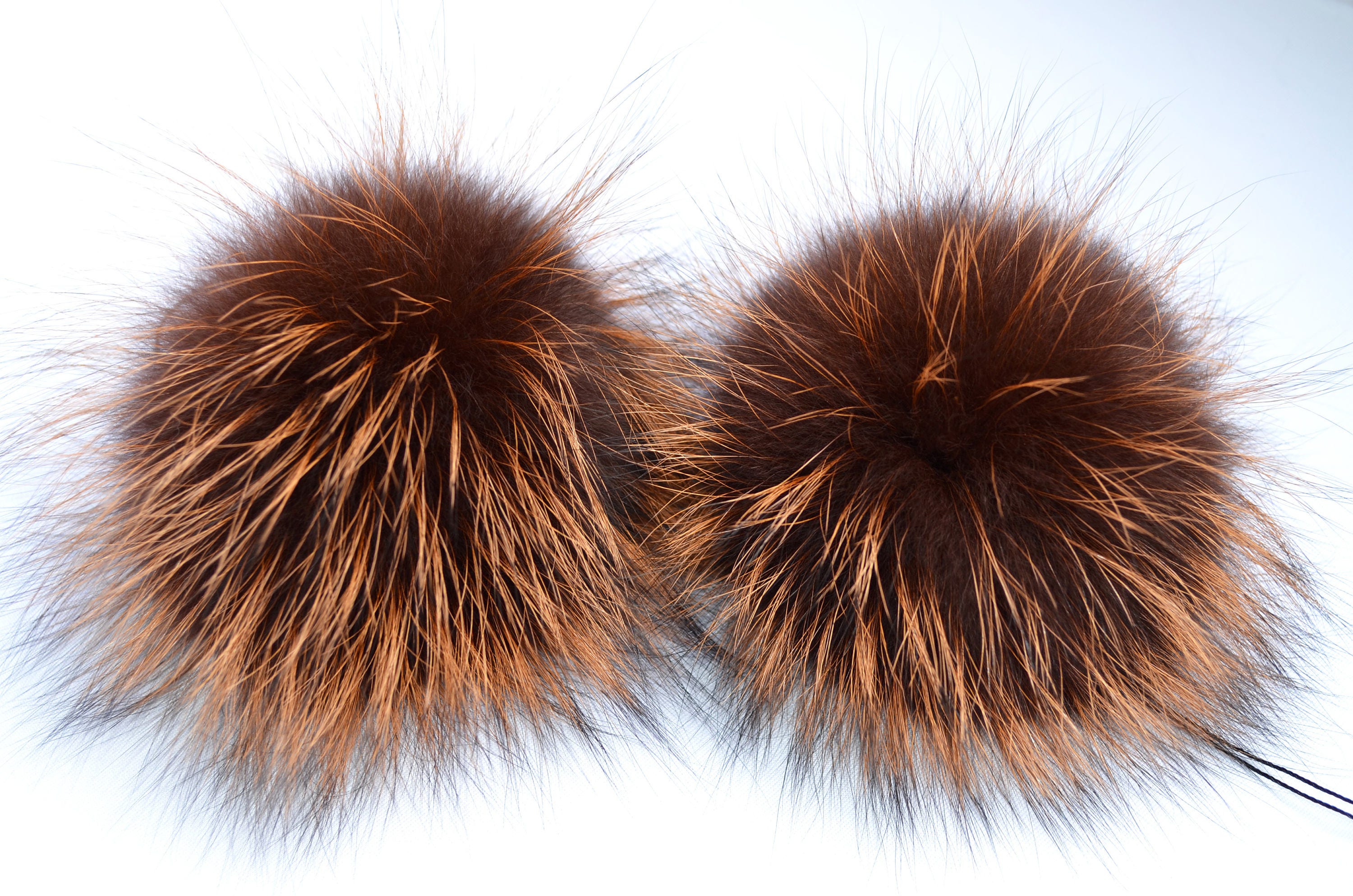 fur hat ireland pom pom Brown fox Real fur pompom soft ginger pom Silver fur pom fur hat ireland pom pom Brown fox Real fur pompom soft ginger pom Silver fur pom