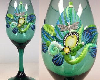 Deep Green Floral Swirl Polymer Clay Ornamental Pave Dragonfly Embellished Wine Glass