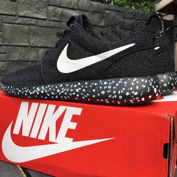 nike roshe run oreo